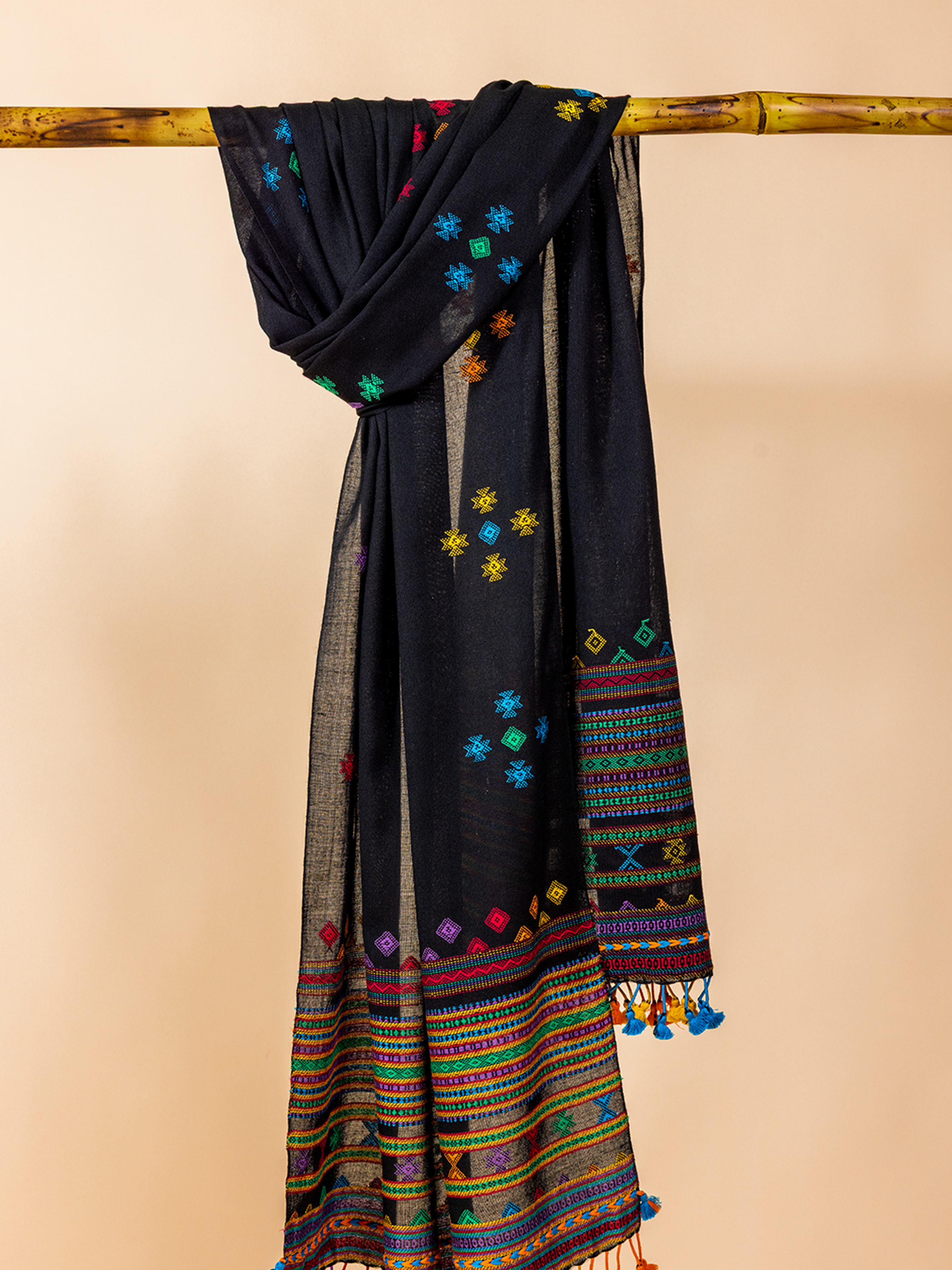 Extra Weft Bamboo Stole Black