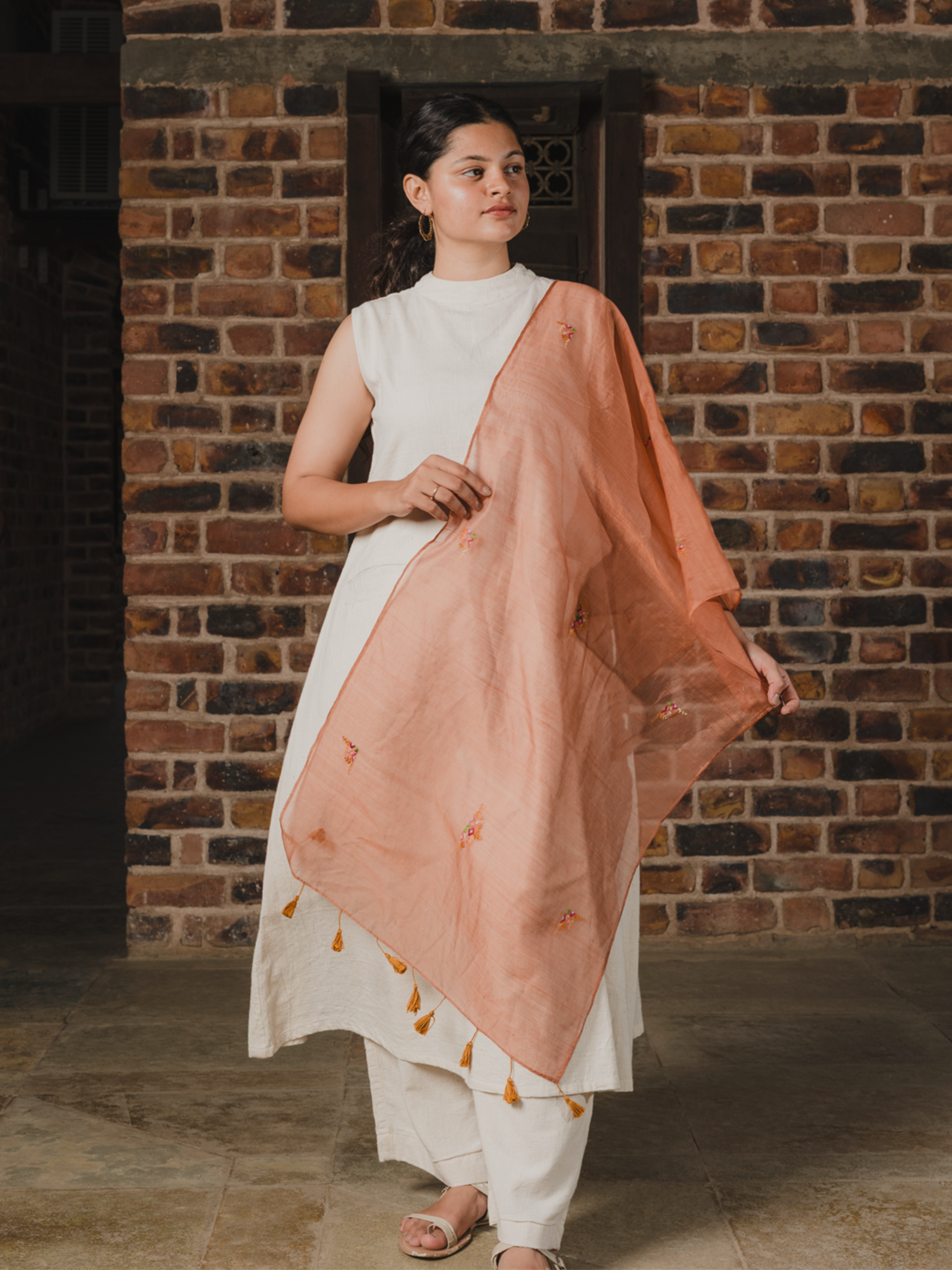 Soof Maheshwari Stole Beige